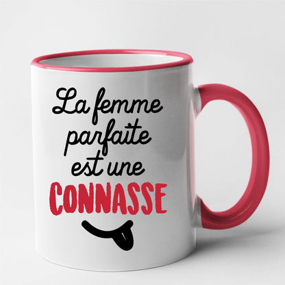 Mug La femme parfaite est une connasse