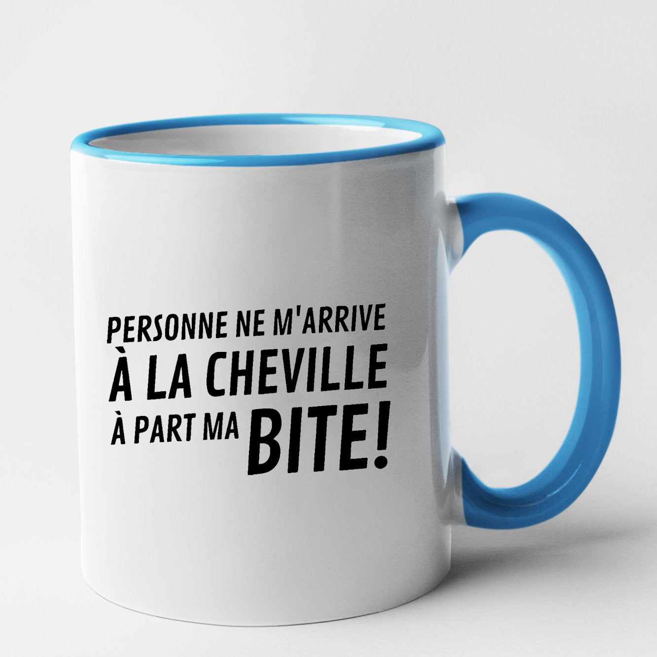 Mug Personne ne m'arrive à la cheville